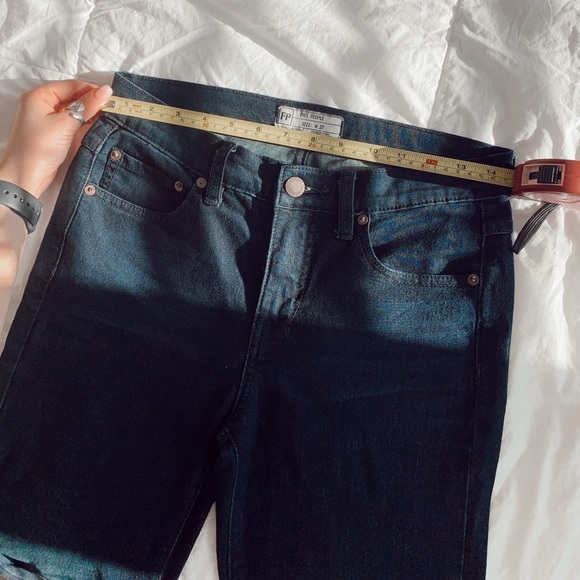 Free People Bell Bottom Jeans - Picture 3 of 10